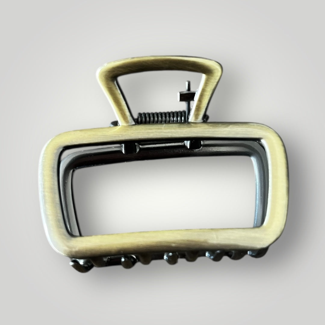 Minimalist Fram Claw