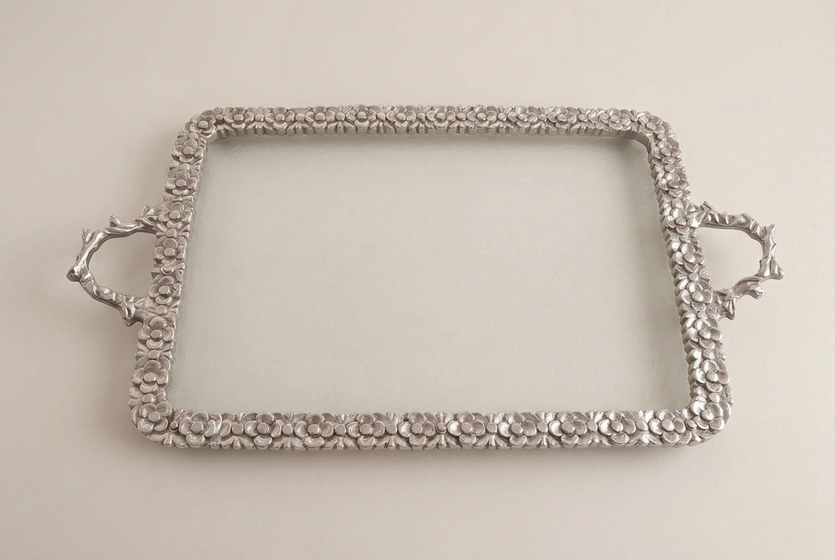 Revised tray image matching the collection background