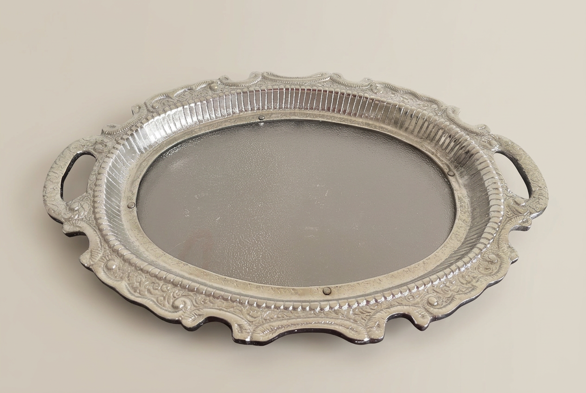 Tray with background matched to the collection